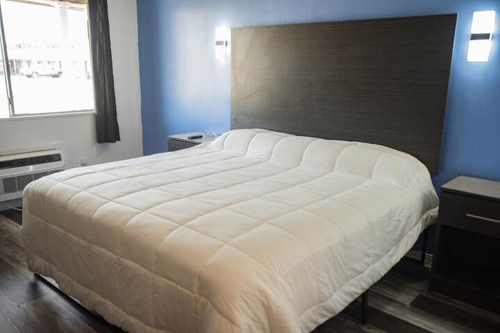 Room 7 of 20