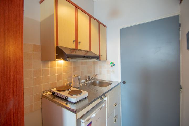 Private kitchenette