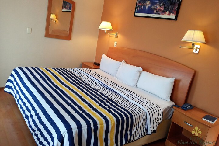 Room 10 of 42