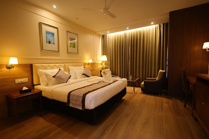 Room 3 of 15