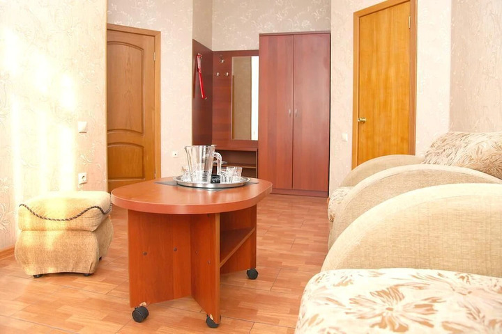 Room 10 of 10