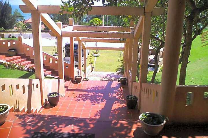 Photo 5