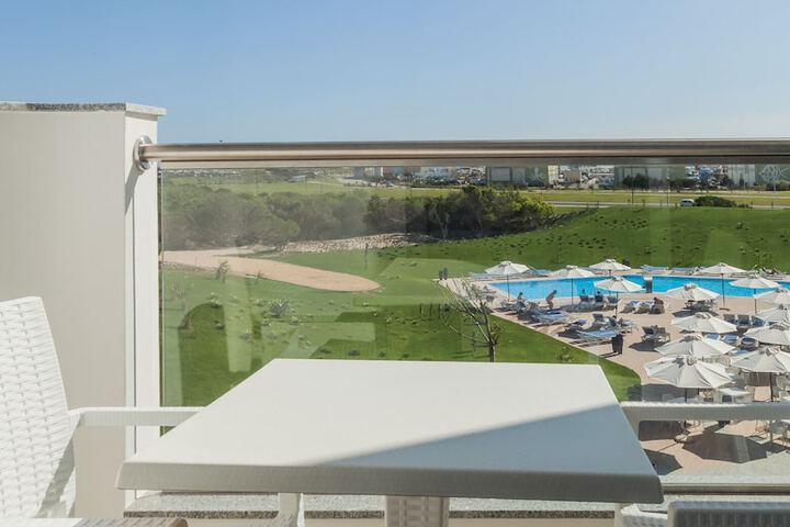 Terrace/Patio 128 of 128