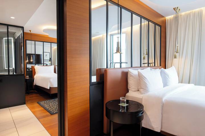 Room 38 of 186
