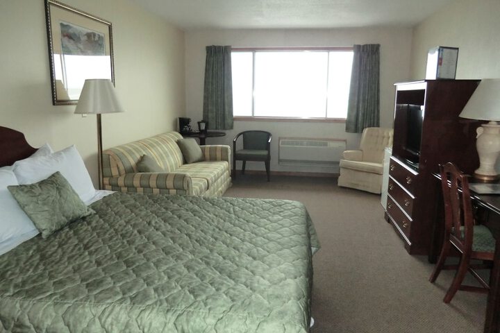 Room 14 of 115