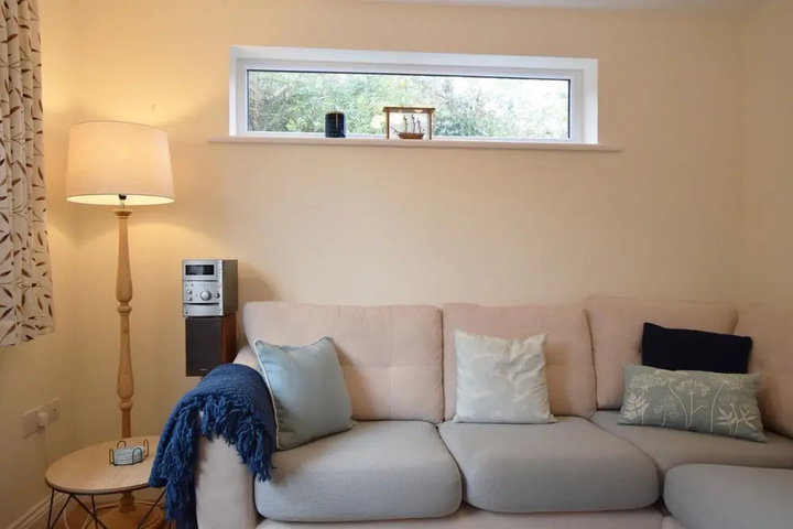 Room 4 of 15