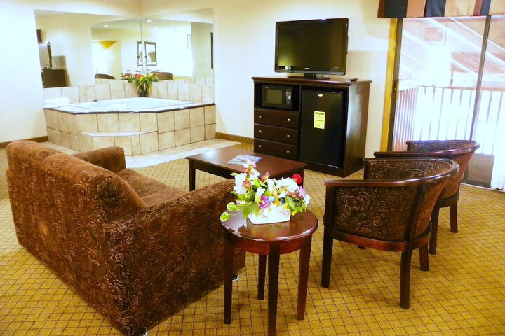 Room 14 of 24
