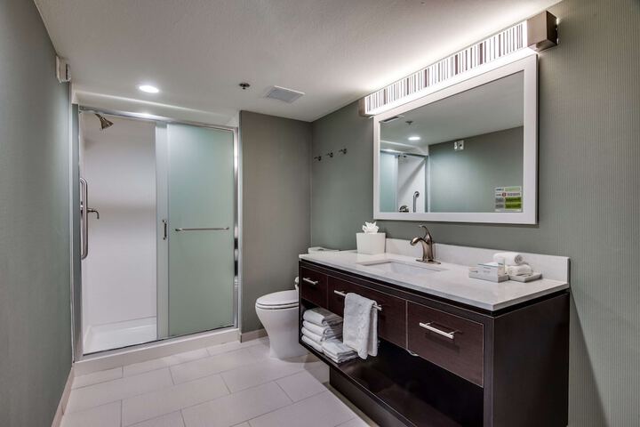 Bathroom shower