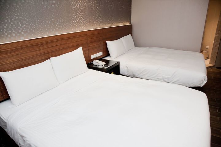 Room 35 of 95