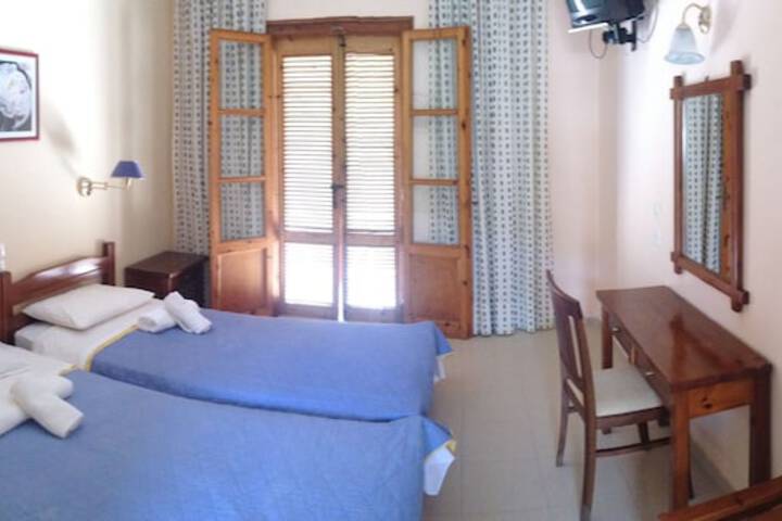Room 9 of 59