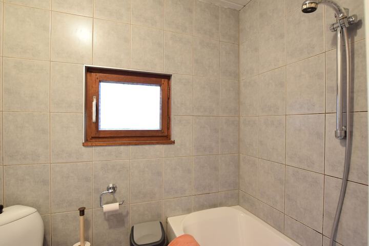 Room 14 of 31