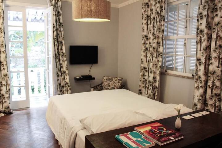 Room 7 of 23