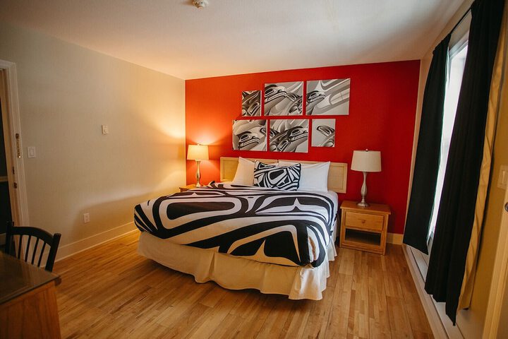 Room 4 of 30