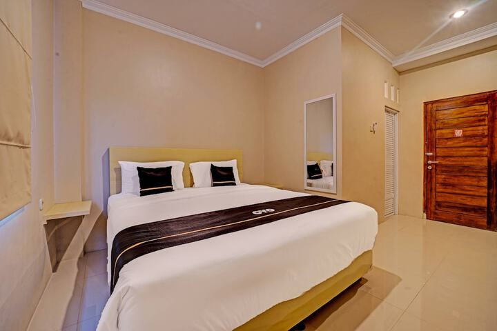Room 4 of 15