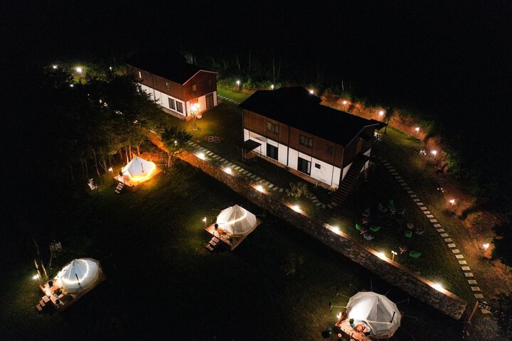 Pallet Glamp NG &  But K Otel in Sile