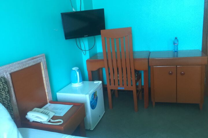 Room 19 of 58