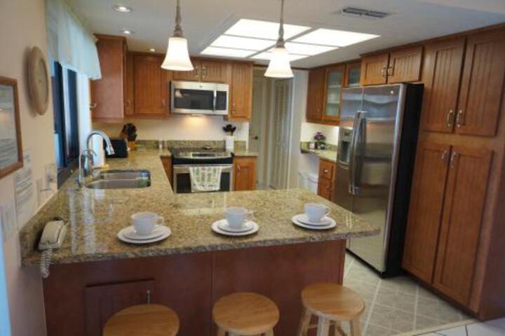 Maria 1042 in Cape Coral, FL