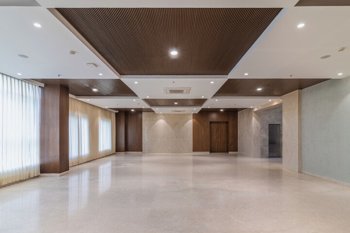 Ballroom/Hall 42 of 53