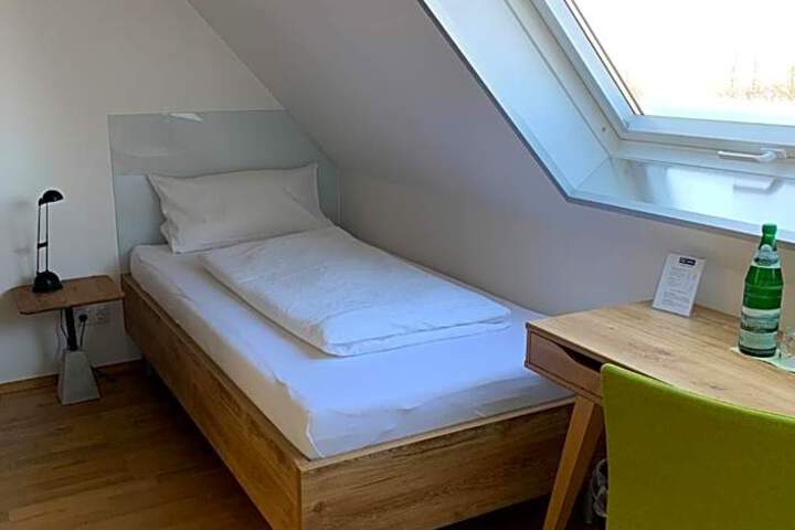 Photo 27