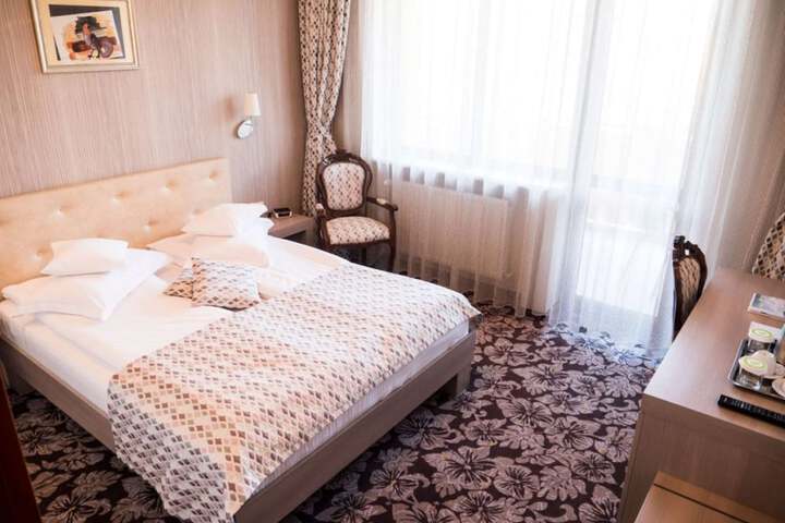 Room 13 of 41