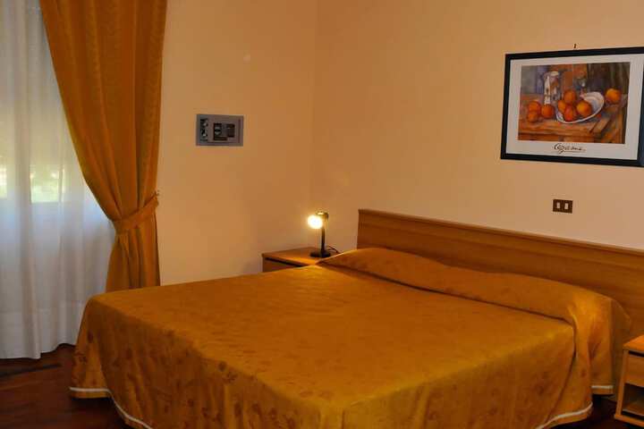 Room 14 of 39