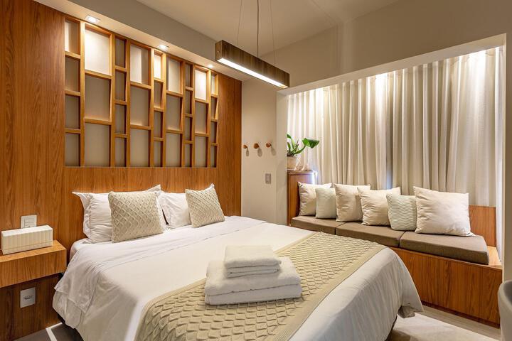 Room 15 of 48