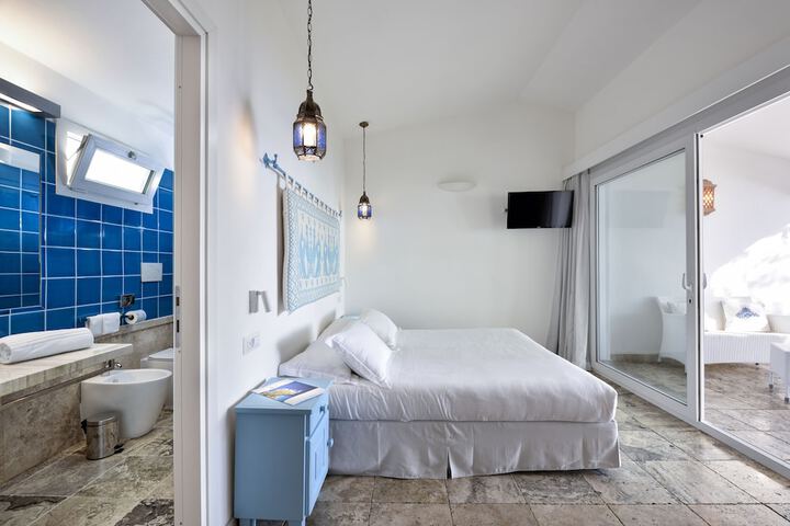 Room 14 of 51