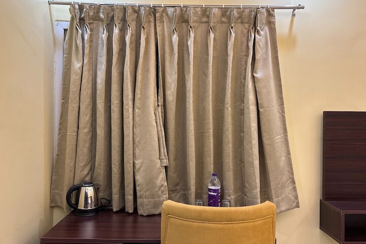 Room 14 of 32