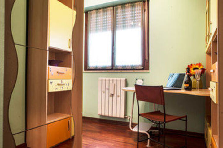Room 287 of 320