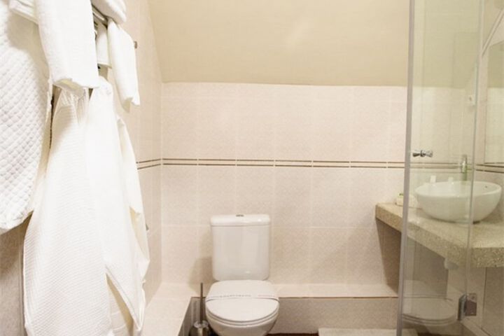 Room 20 of 35