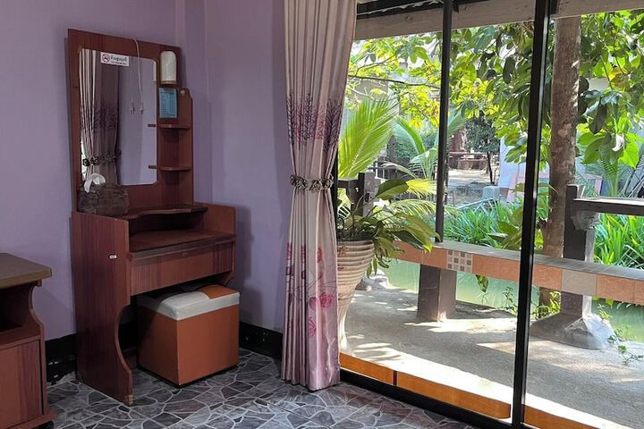 Room 44 of 96