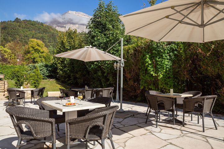 Terrace/Patio 18 of 62