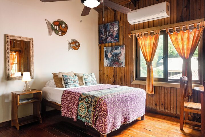 Room 8 of 64
