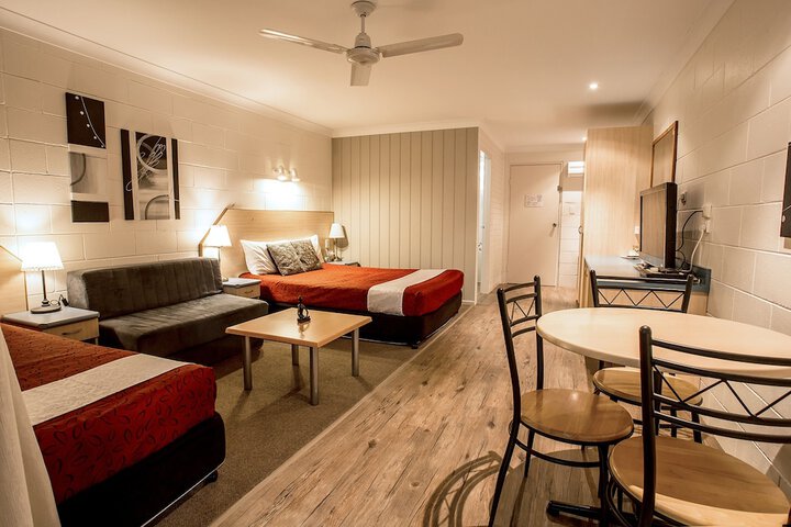 Room 17 of 53