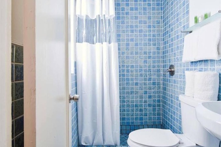 Room 20 of 40