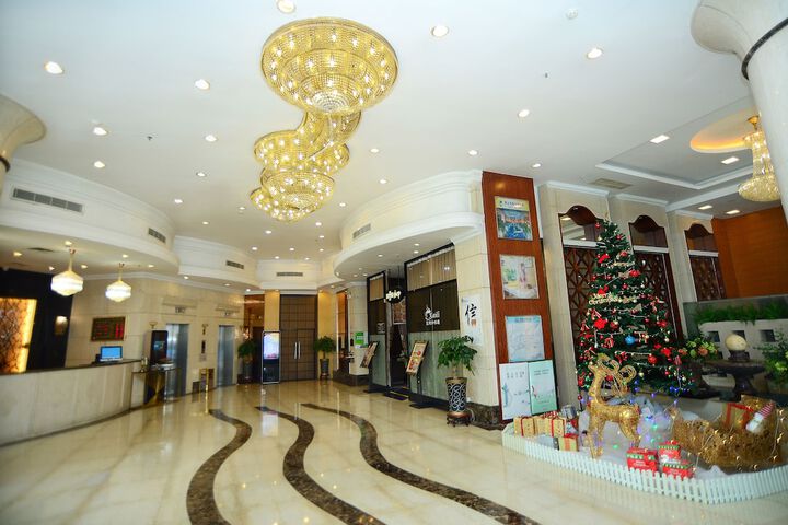Hotel Interior 4 of 65