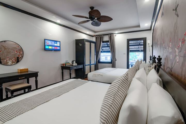 Room 14 of 60
