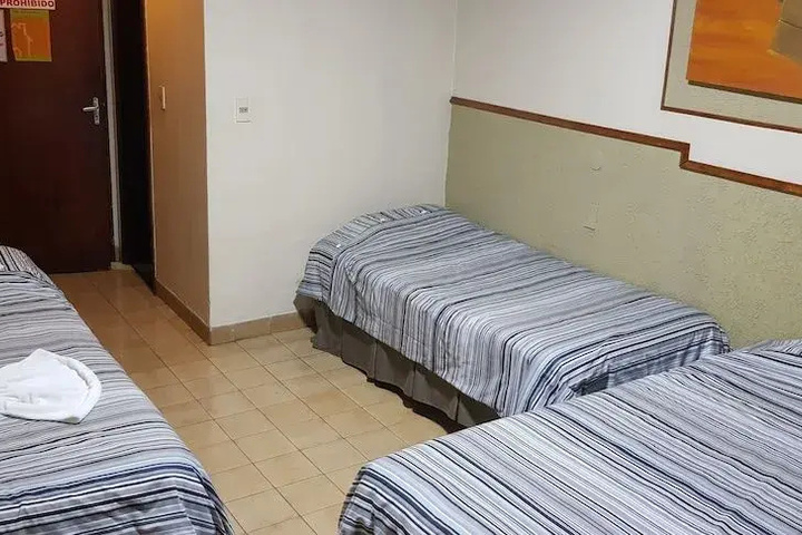 Room 5 of 14