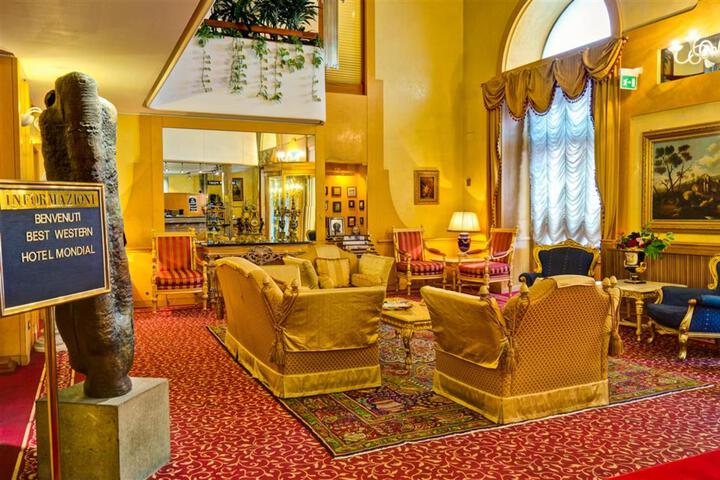 Hotel Entry