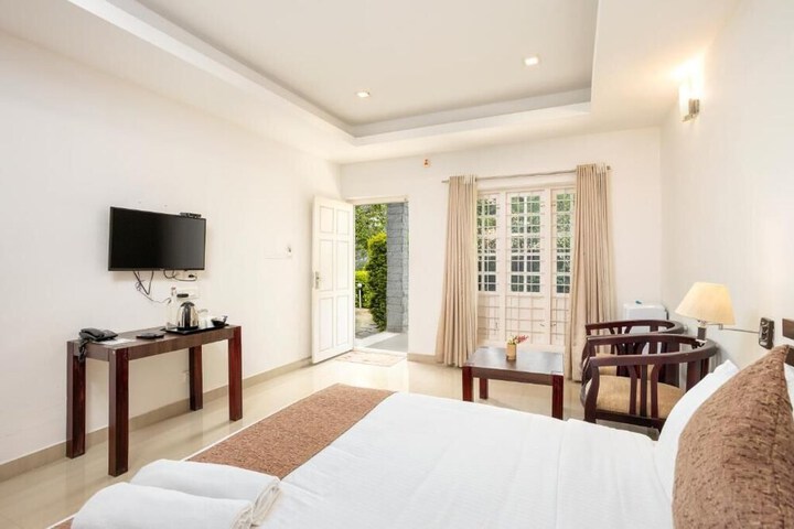 Room 8 of 45