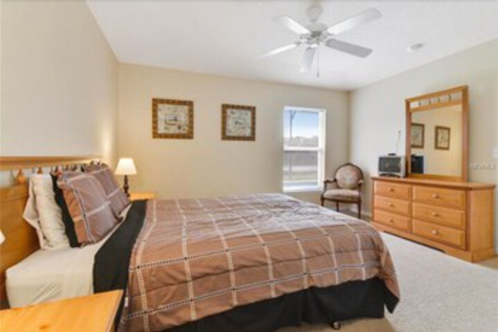 Room 9 of 12