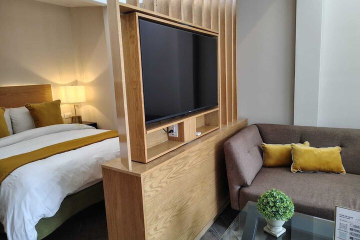 Room 43 of 55