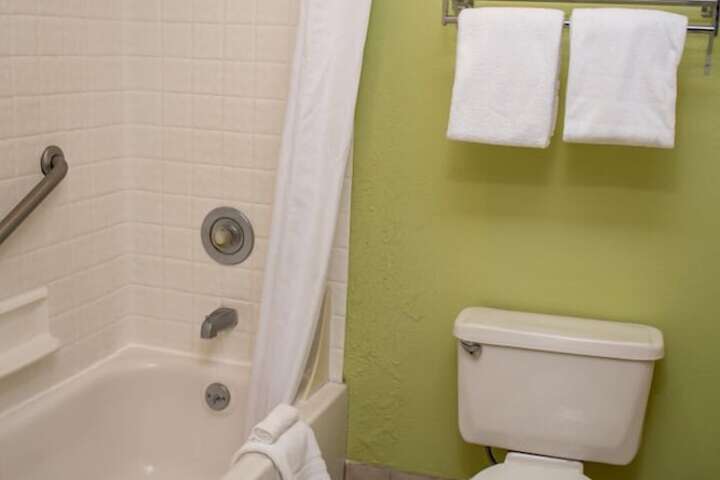 Room 22 of 29