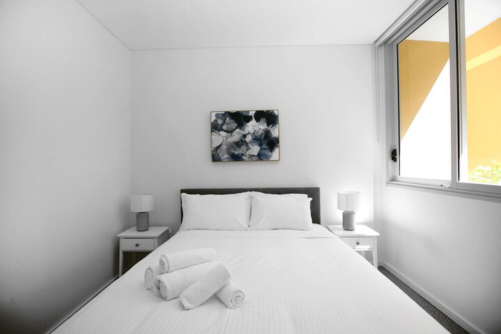 Room 6 of 19