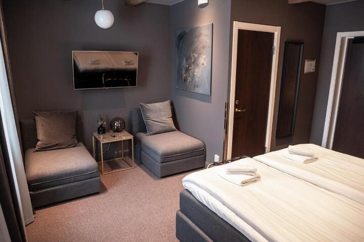 Room 5 of 45