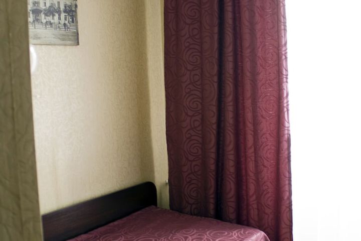 Room 11 of 67