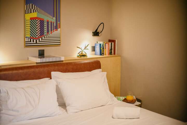 Room 13 of 52
