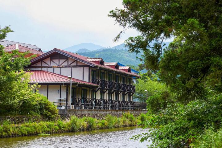 Housenbou Lodge