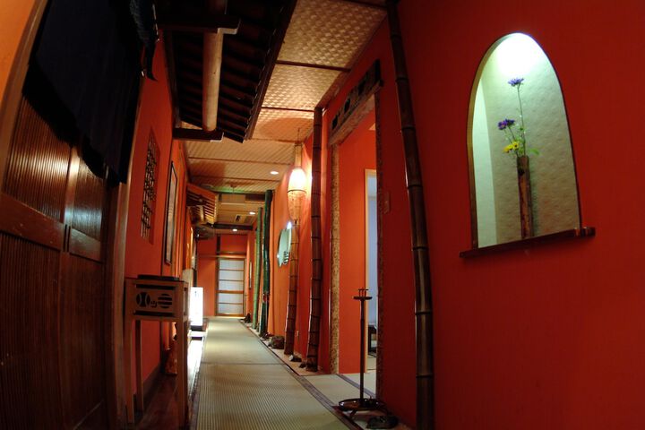 Room 17 of 126