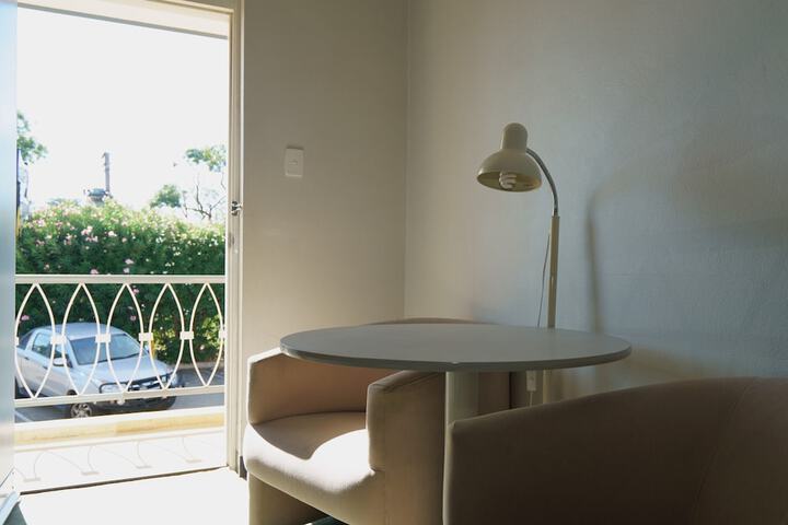 Room 9 of 32